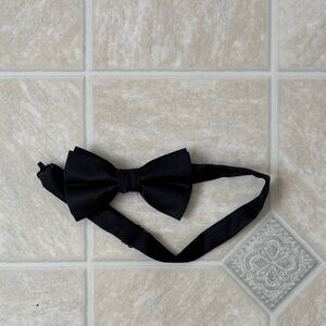 Black Bow Tie
